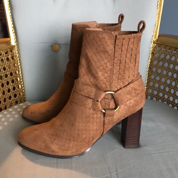 Coconuts by Matisse, brown zip ankle booties block high heel size 8 faux suede - Picture 1 of 12